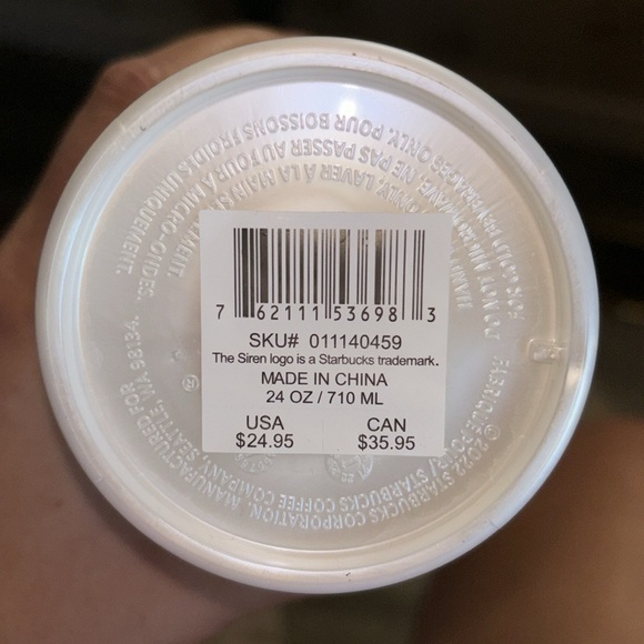 EUC Starbucks 2022 Venti tumbler - Picture 2 of 3